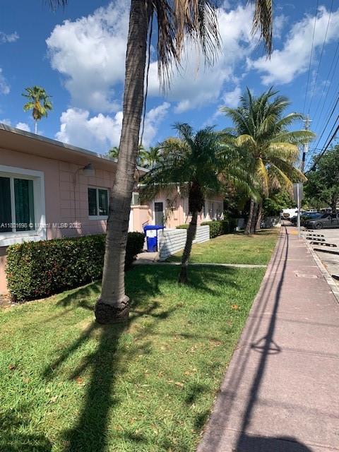 1795 Calais Dr 4