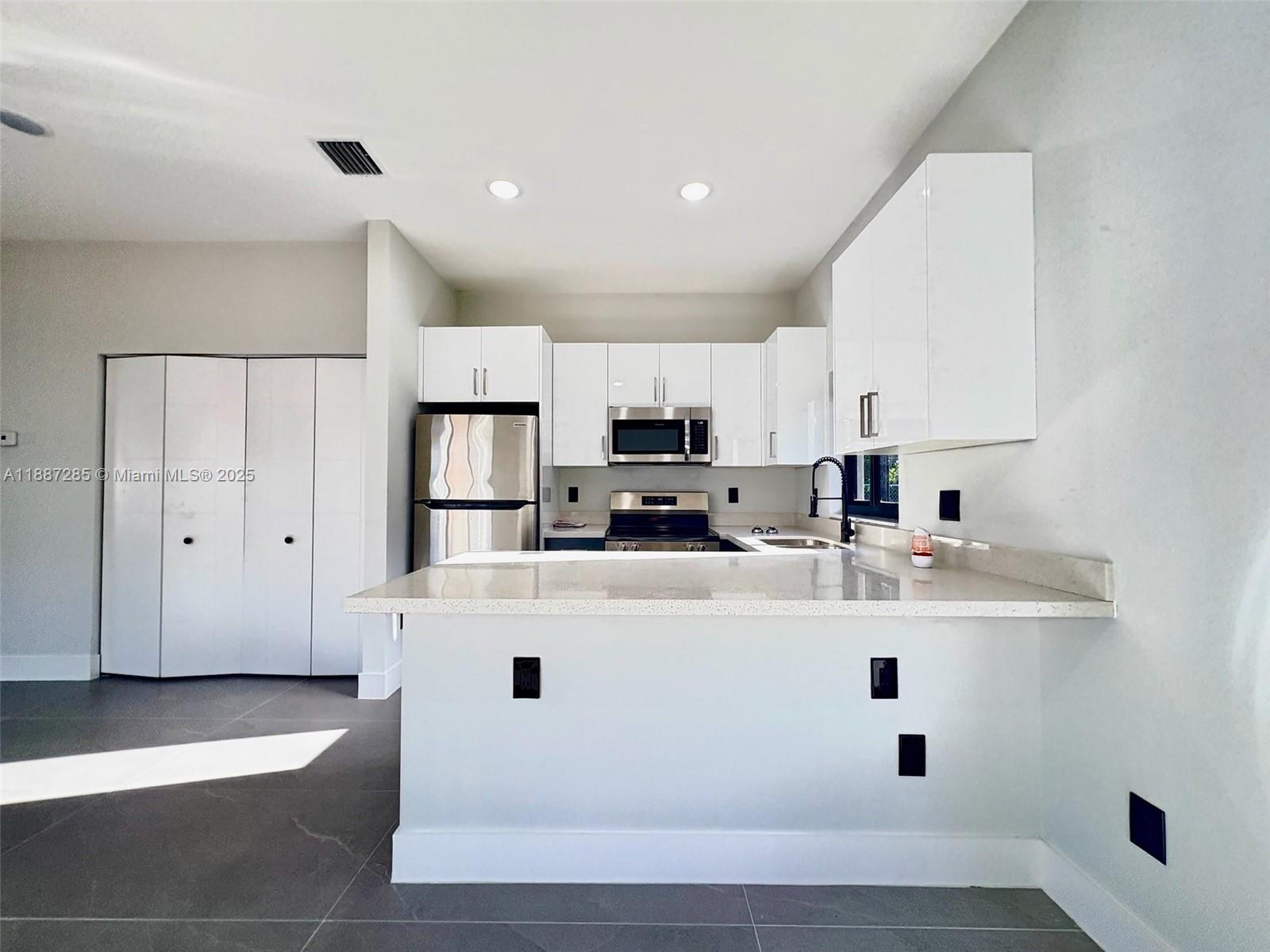 HOOSIER HEIGHTS - Residential Lease