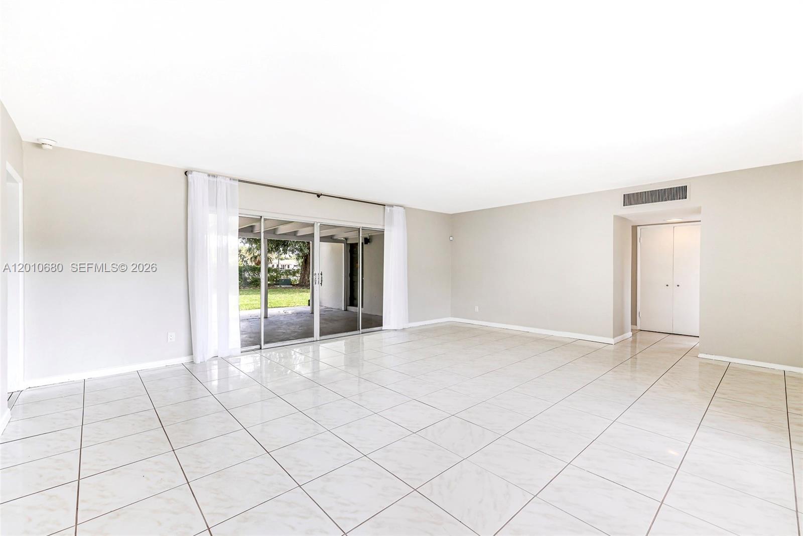 OAK RANCH ESTATES - Residential