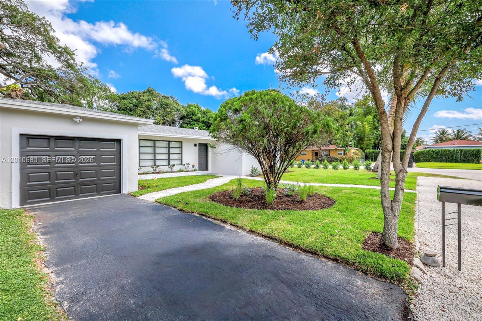 OAK RANCH ESTATES - Residential