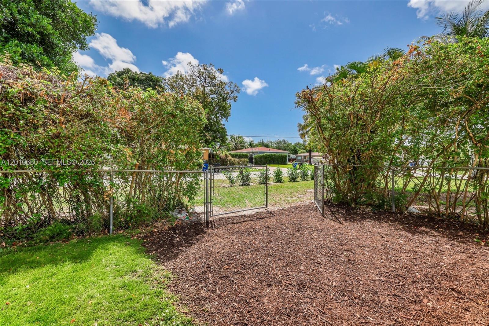 OAK RANCH ESTATES - Residential