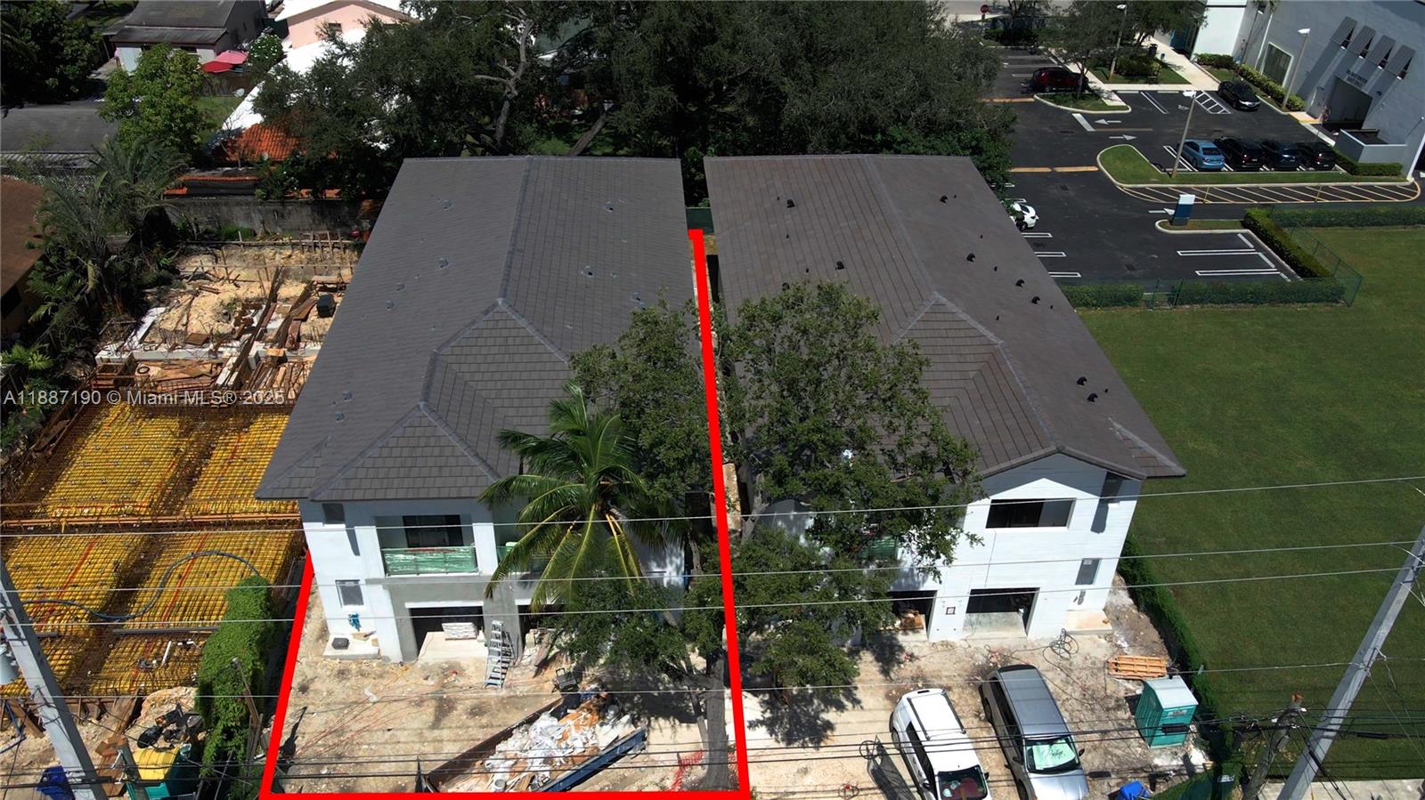 AMND MIAMI SUBURBAN ACRES - Residential