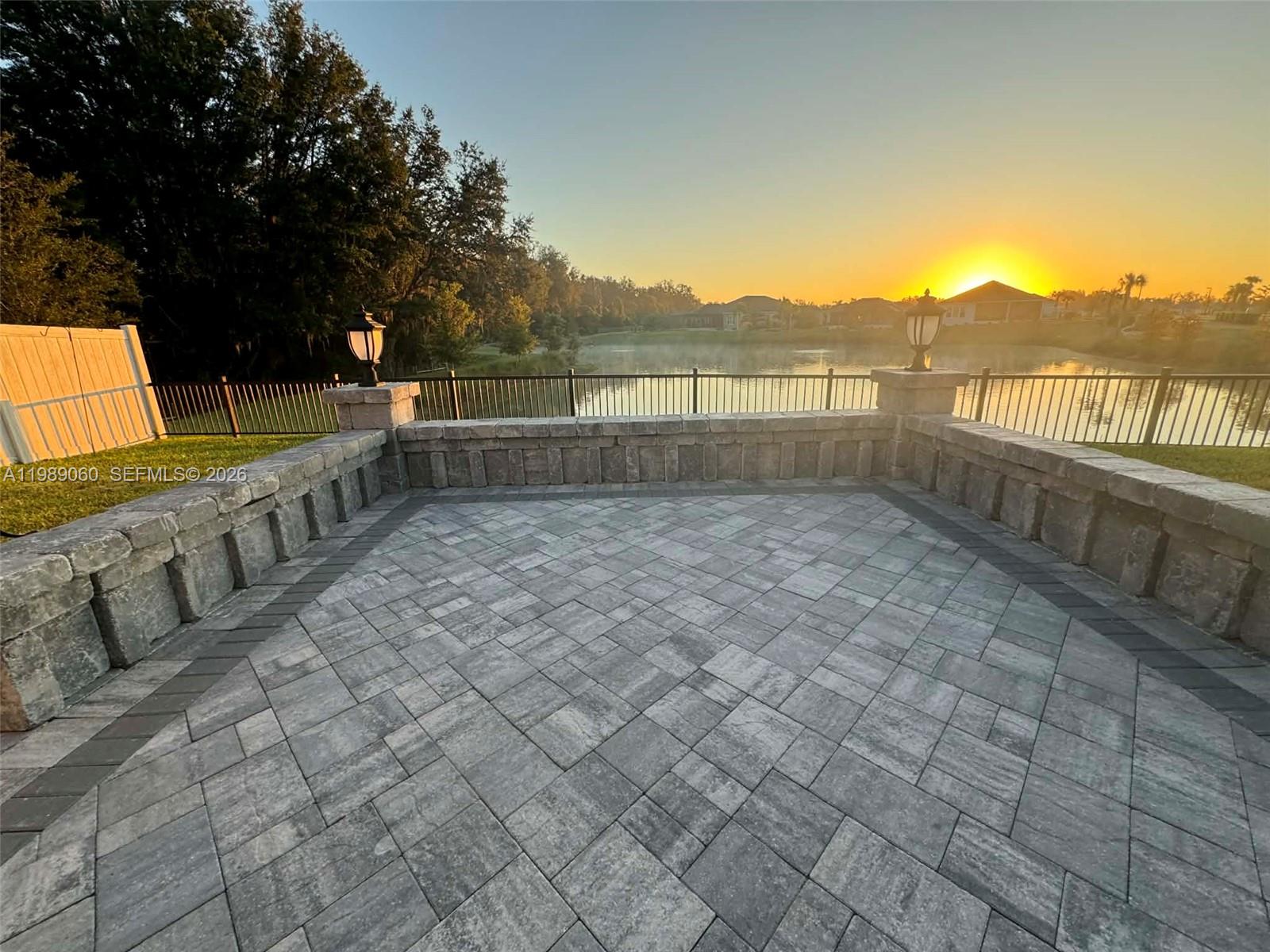 Lake Denham - Residential