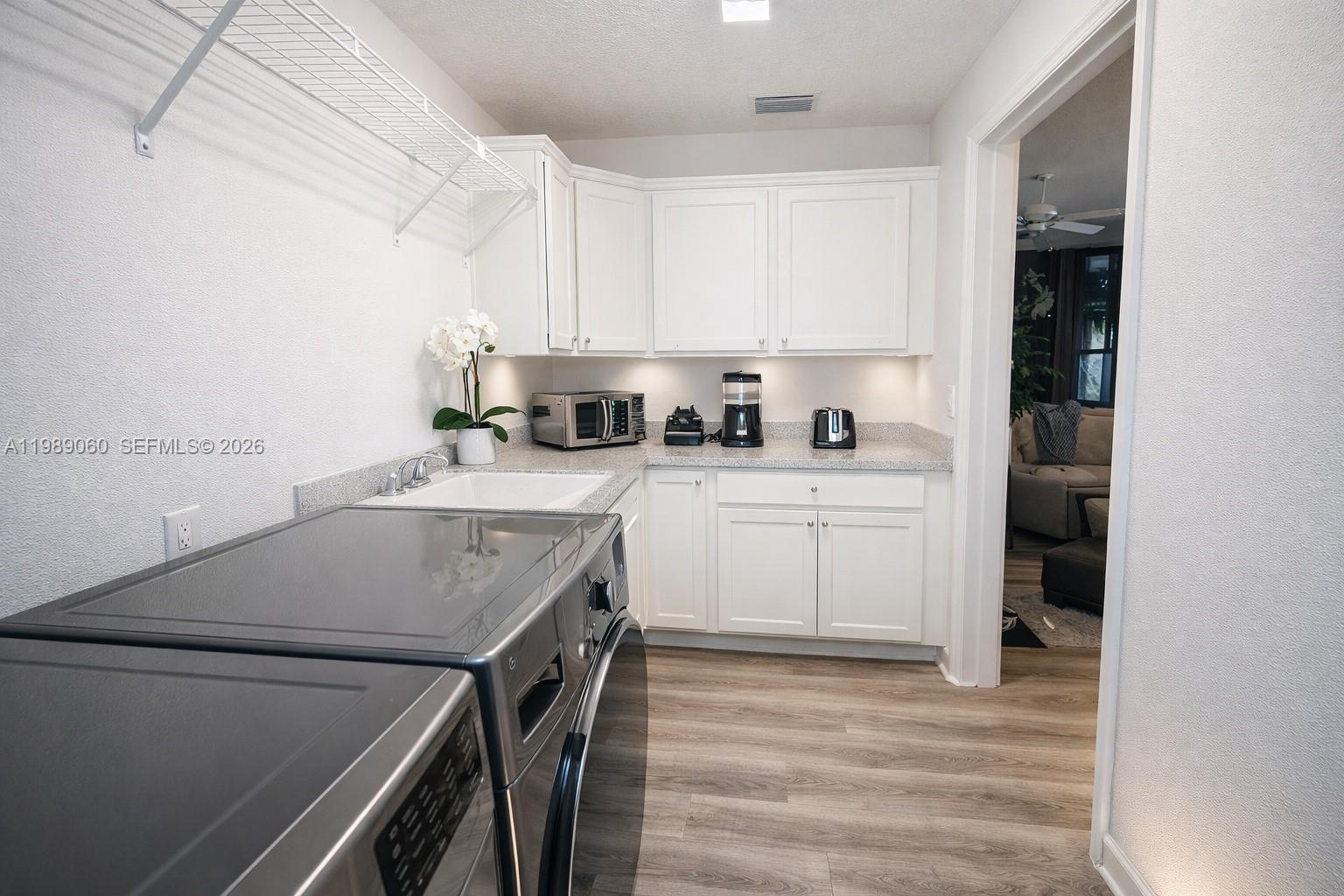 Lake Denham - Residential