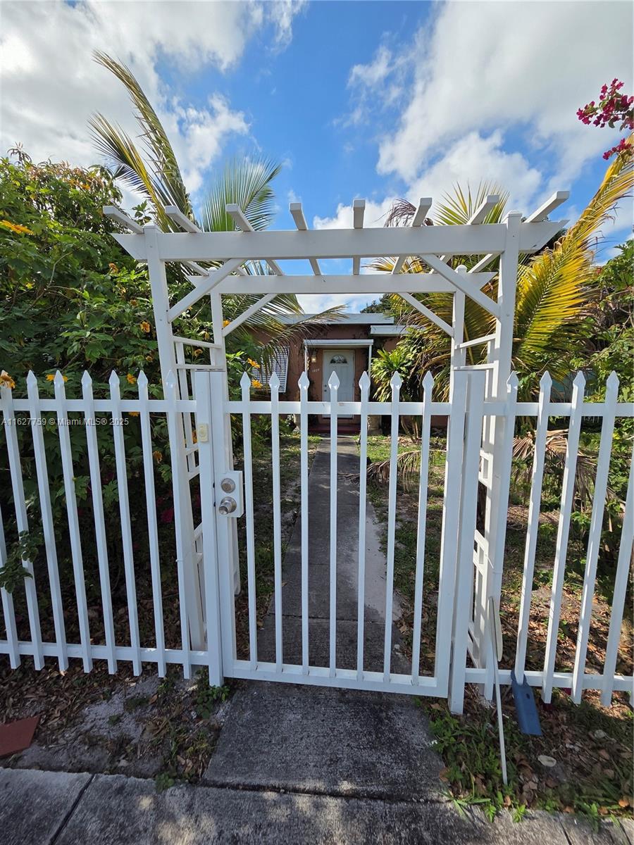 Property for Sale at 1050 Nw 142nd St, Miami, Broward County, Florida - Bedrooms: 3 
Bathrooms: 1  - $480,000
