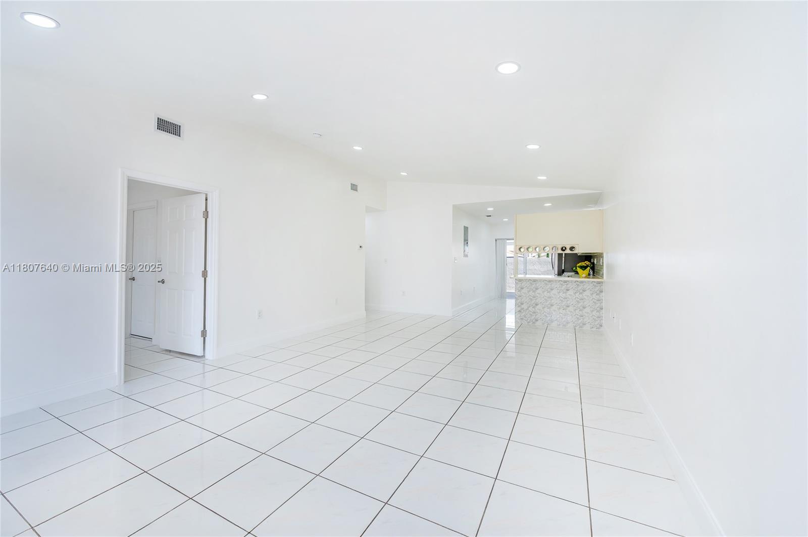 9021 NW 121st Ter 85