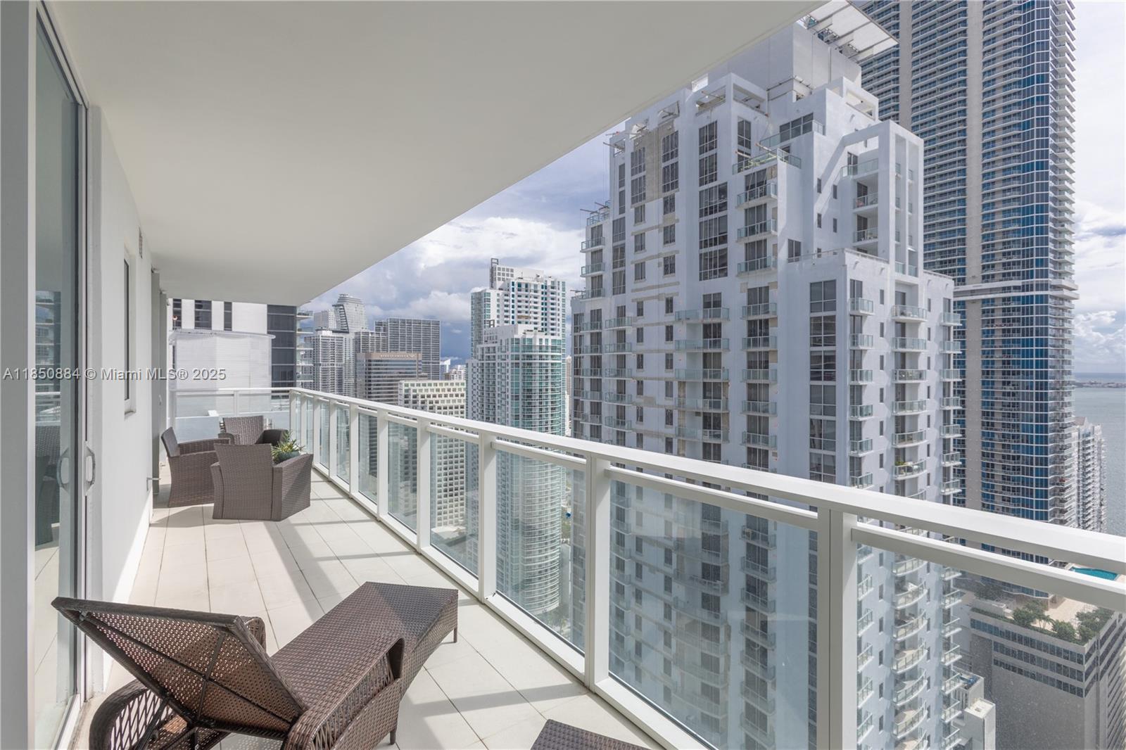 1080 Brickell 3906