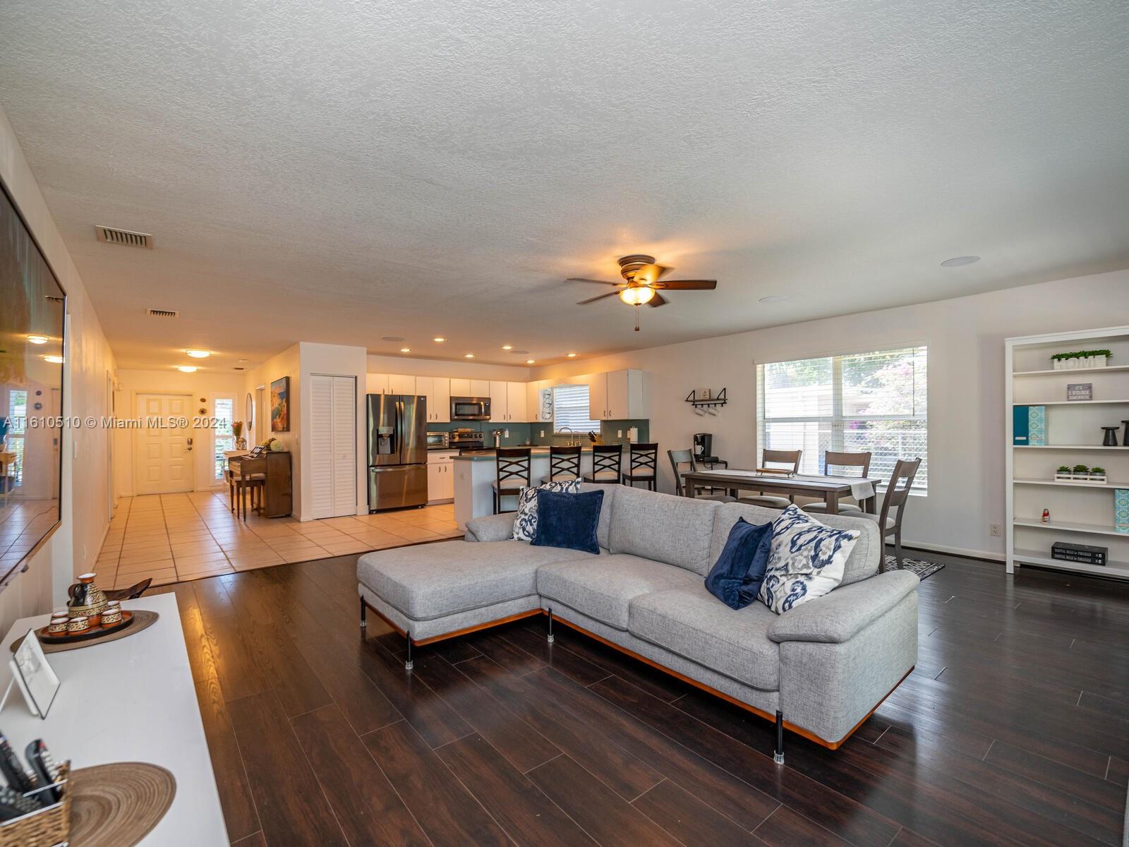 CHULA VISTA FIRST ADD REV - Residential Lease