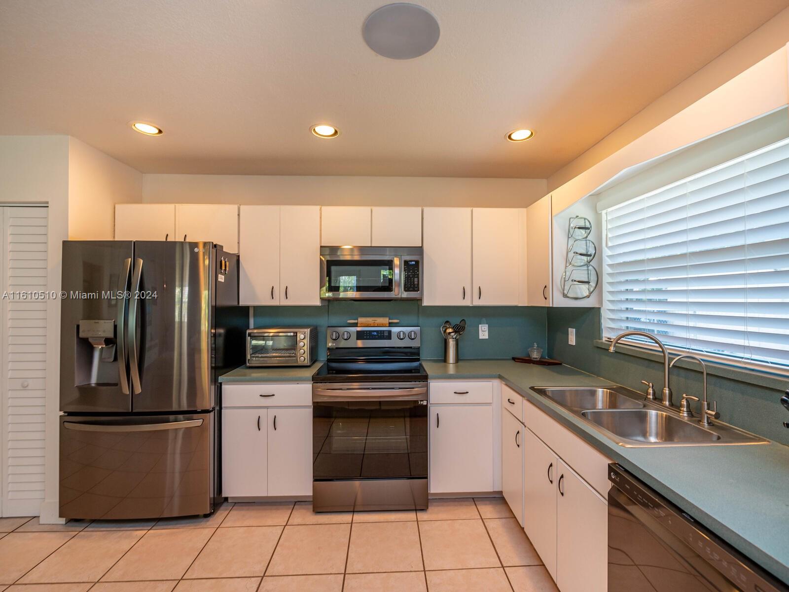 CHULA VISTA FIRST ADD REV - Residential Lease
