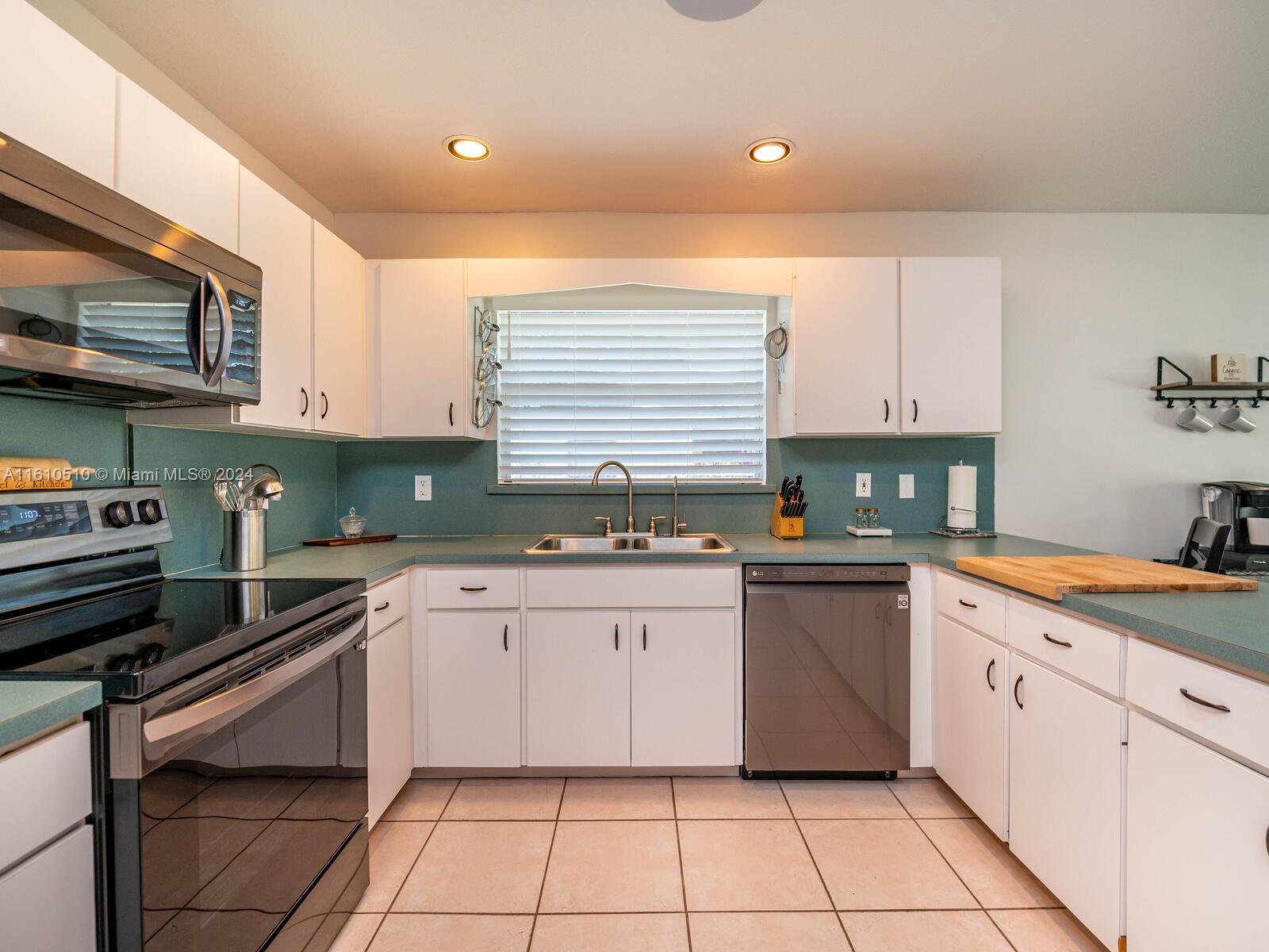 CHULA VISTA FIRST ADD REV - Residential Lease