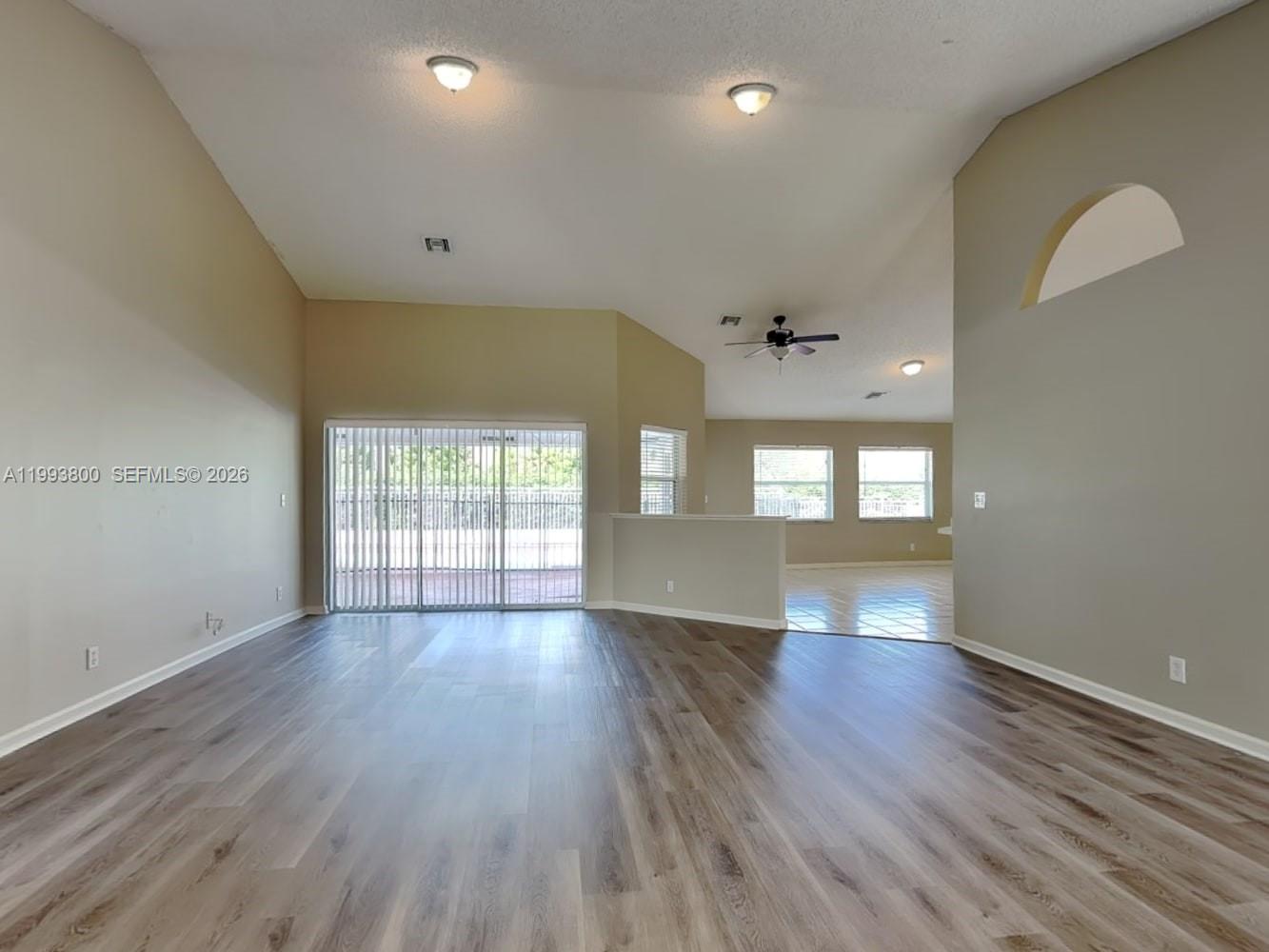 STONEGATE OF WELLINGTON - Residential Lease