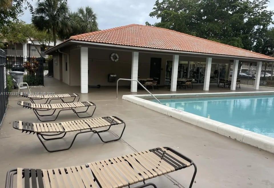 8750 Royal Palm Blvd 203-3