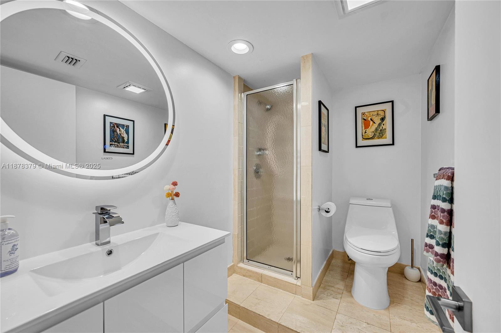 BRICKELL PLACE PHASE II C - Residential