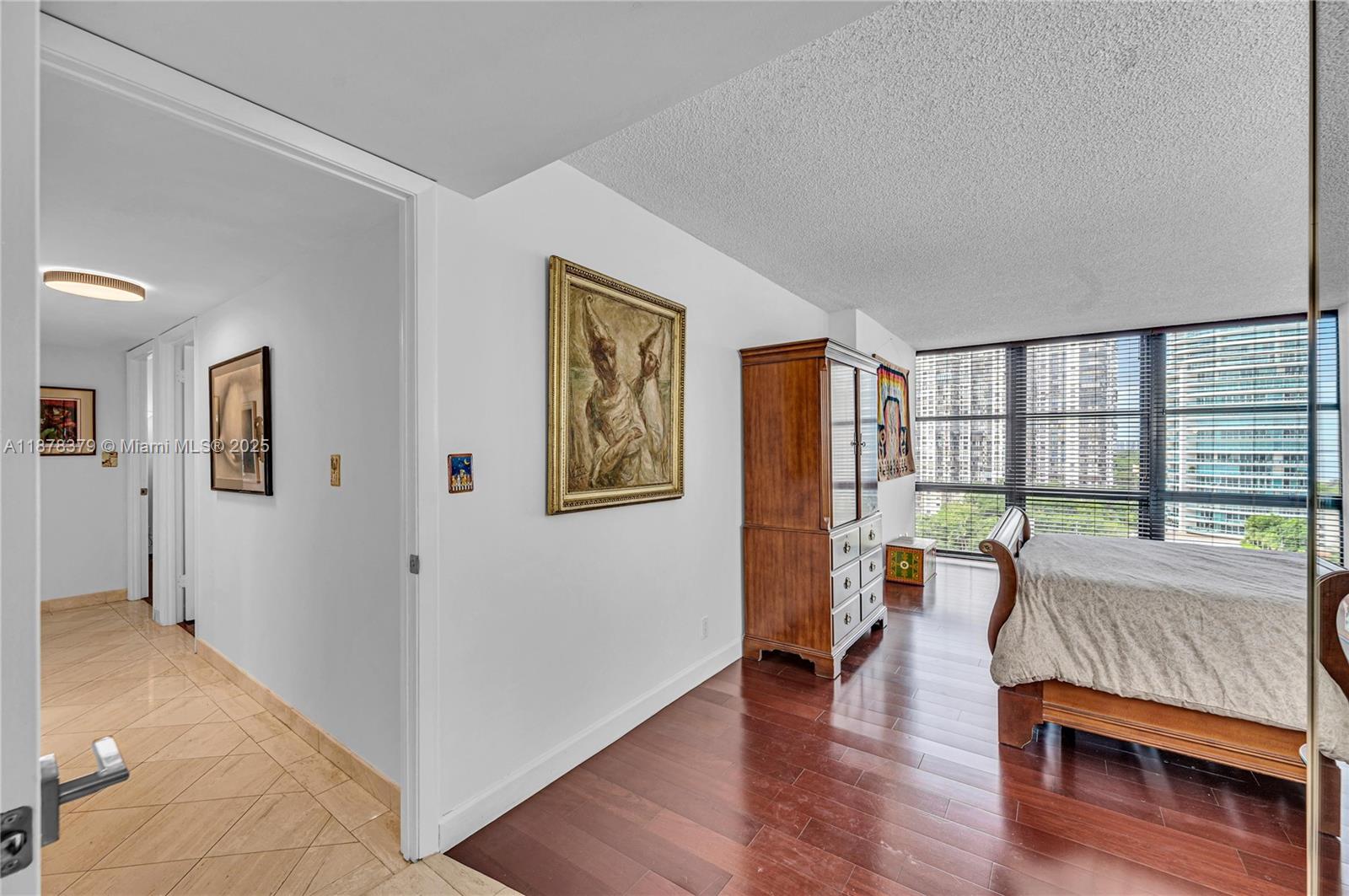 BRICKELL PLACE PHASE II C - Residential