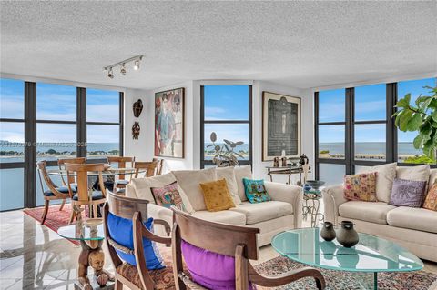 1925 Brickell Ave D1108 Miami FL 33129