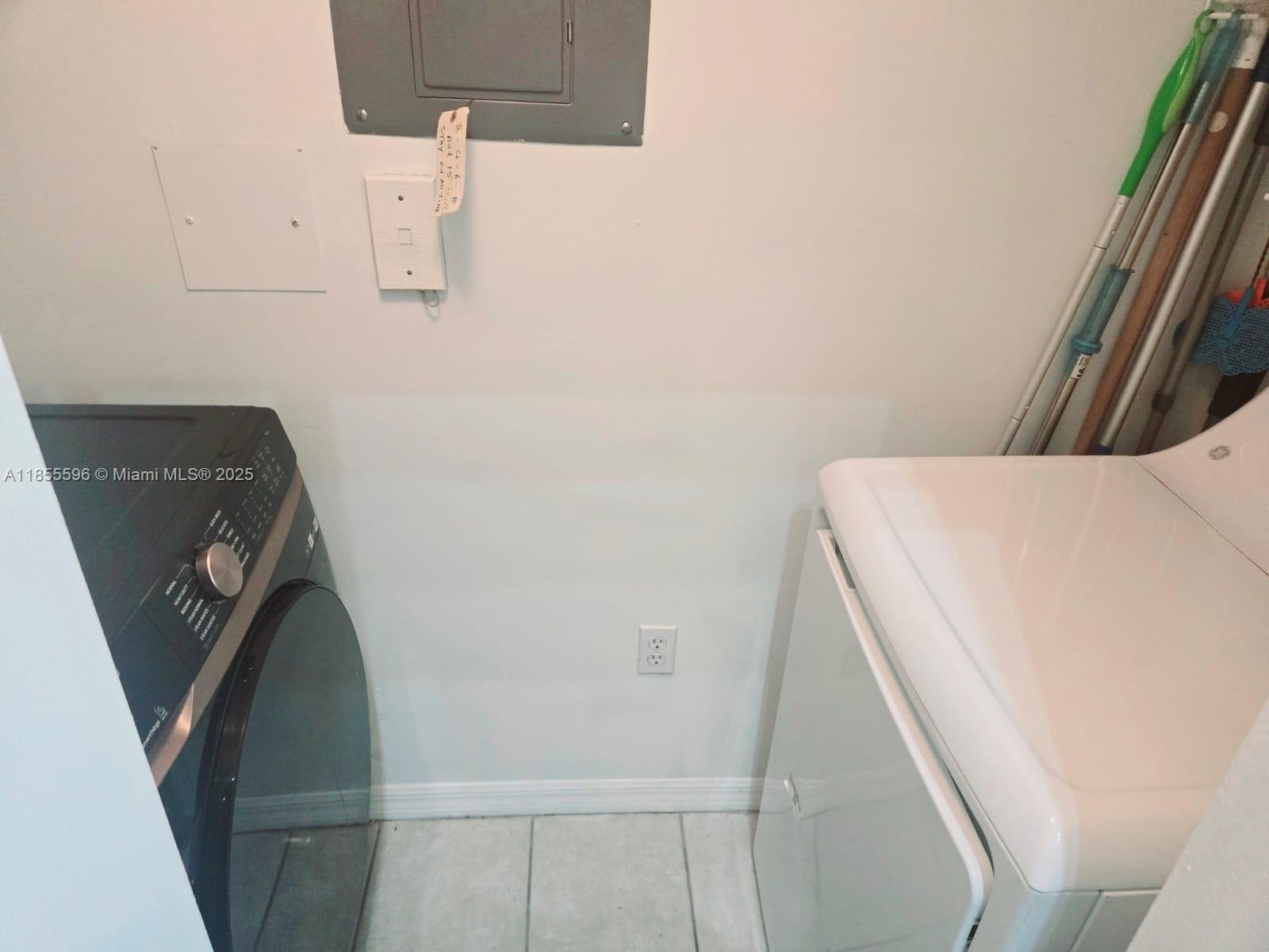 VILLA DEL SOL CONDO - Residential Lease