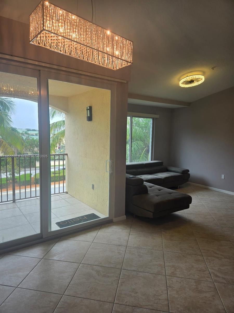 VILLA DEL SOL CONDO - Residential Lease