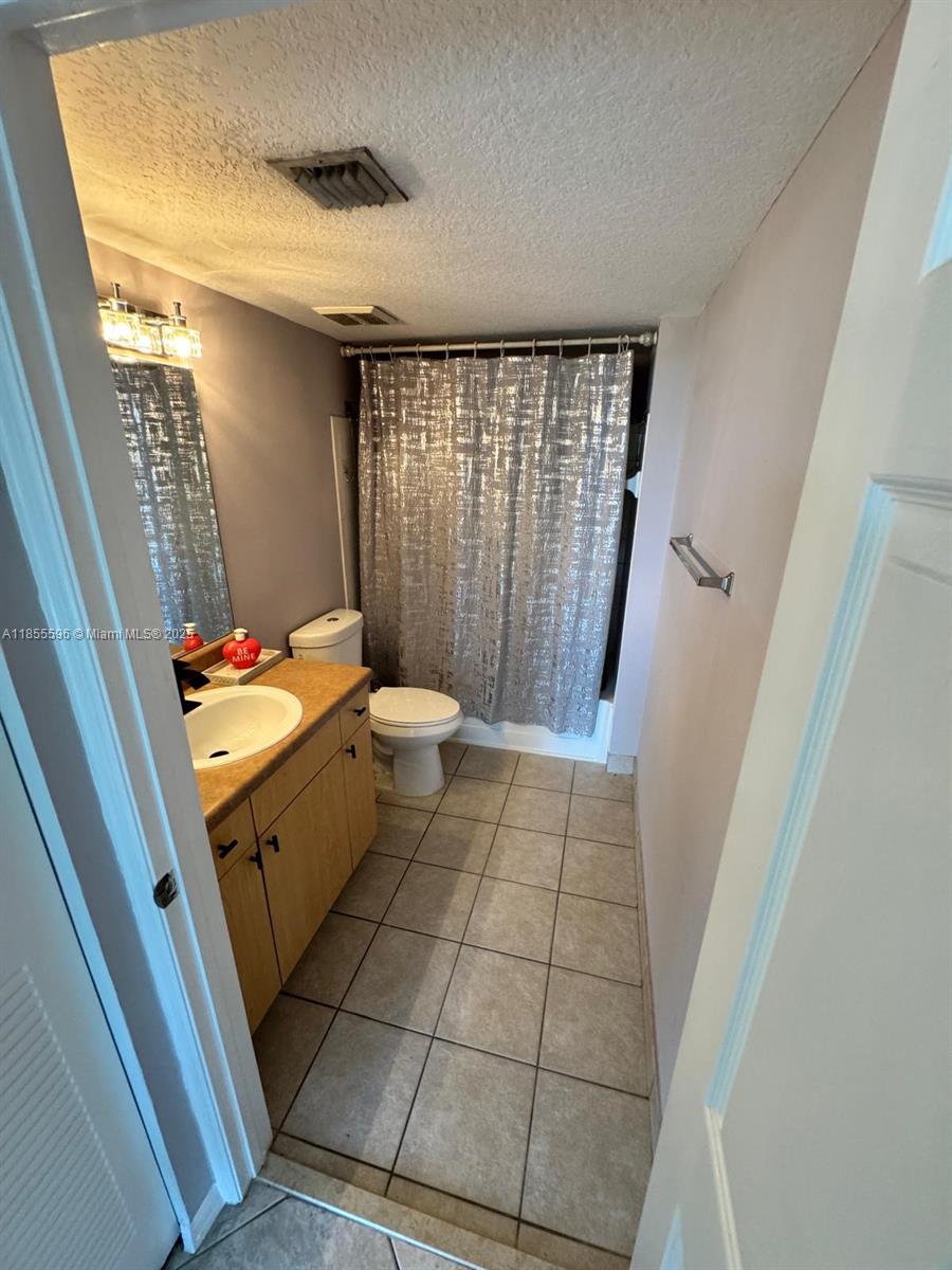 VILLA DEL SOL CONDO - Residential Lease