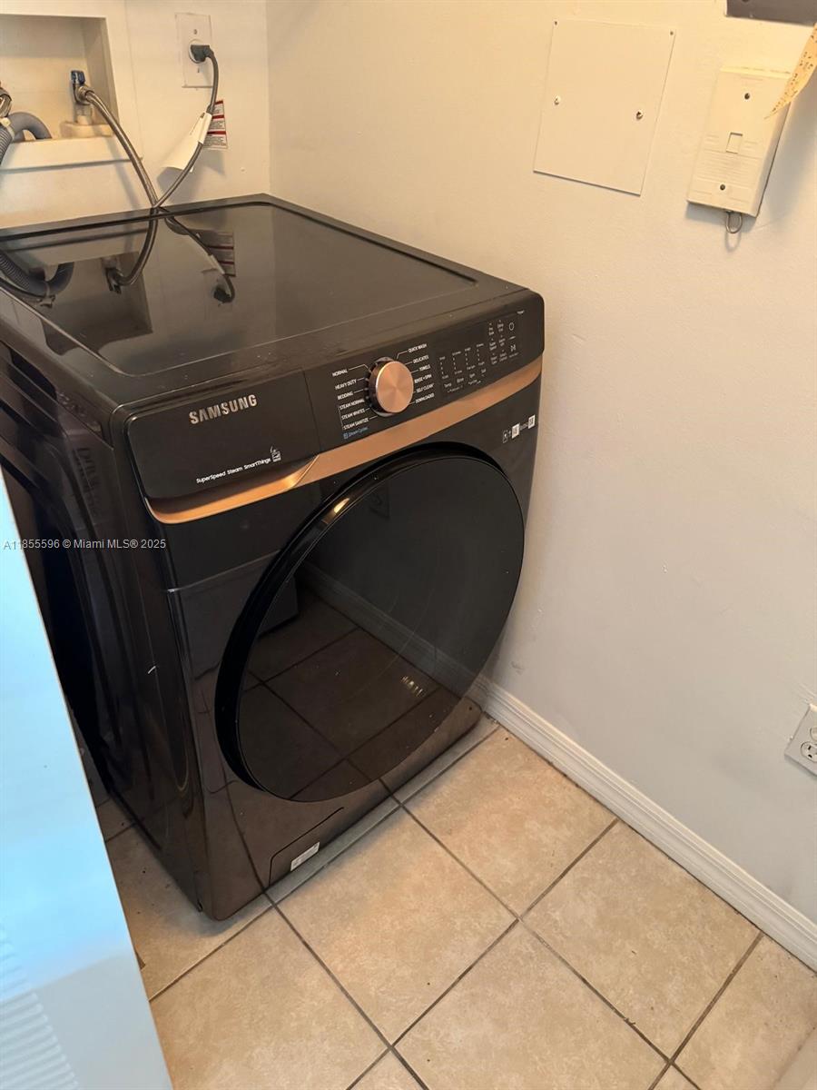 VILLA DEL SOL CONDO - Residential Lease