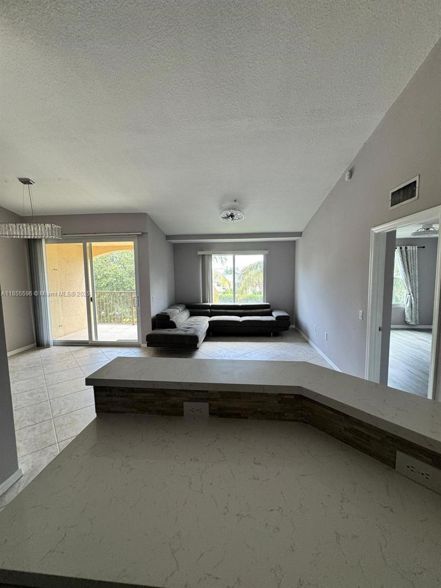 VILLA DEL SOL CONDO - Residential Lease