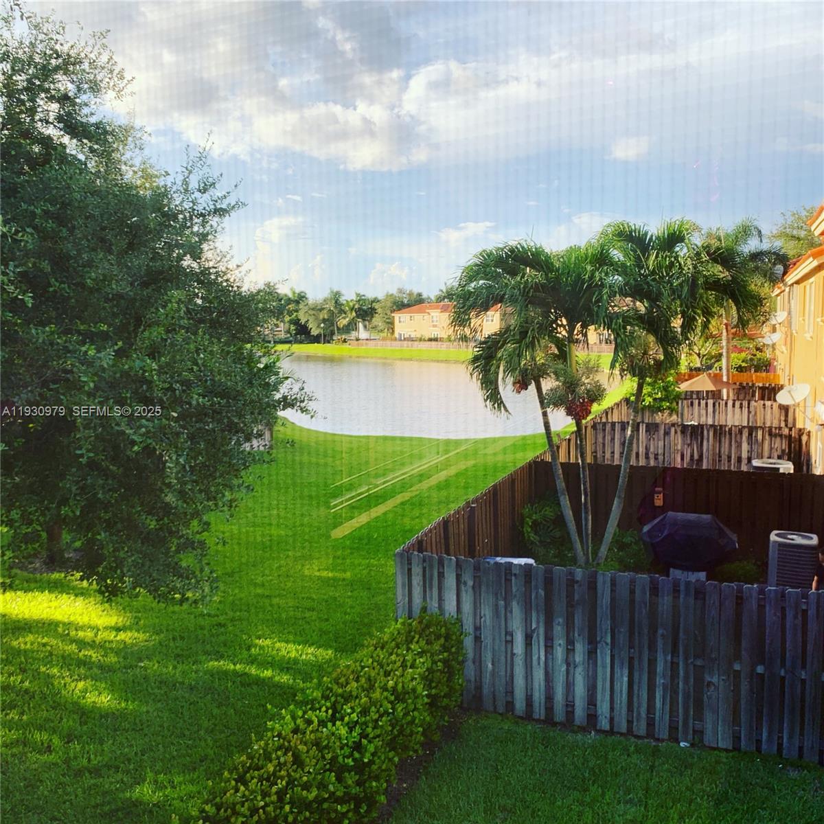 EGRET LAKES ESTATES SEC 2 - Residential Lease