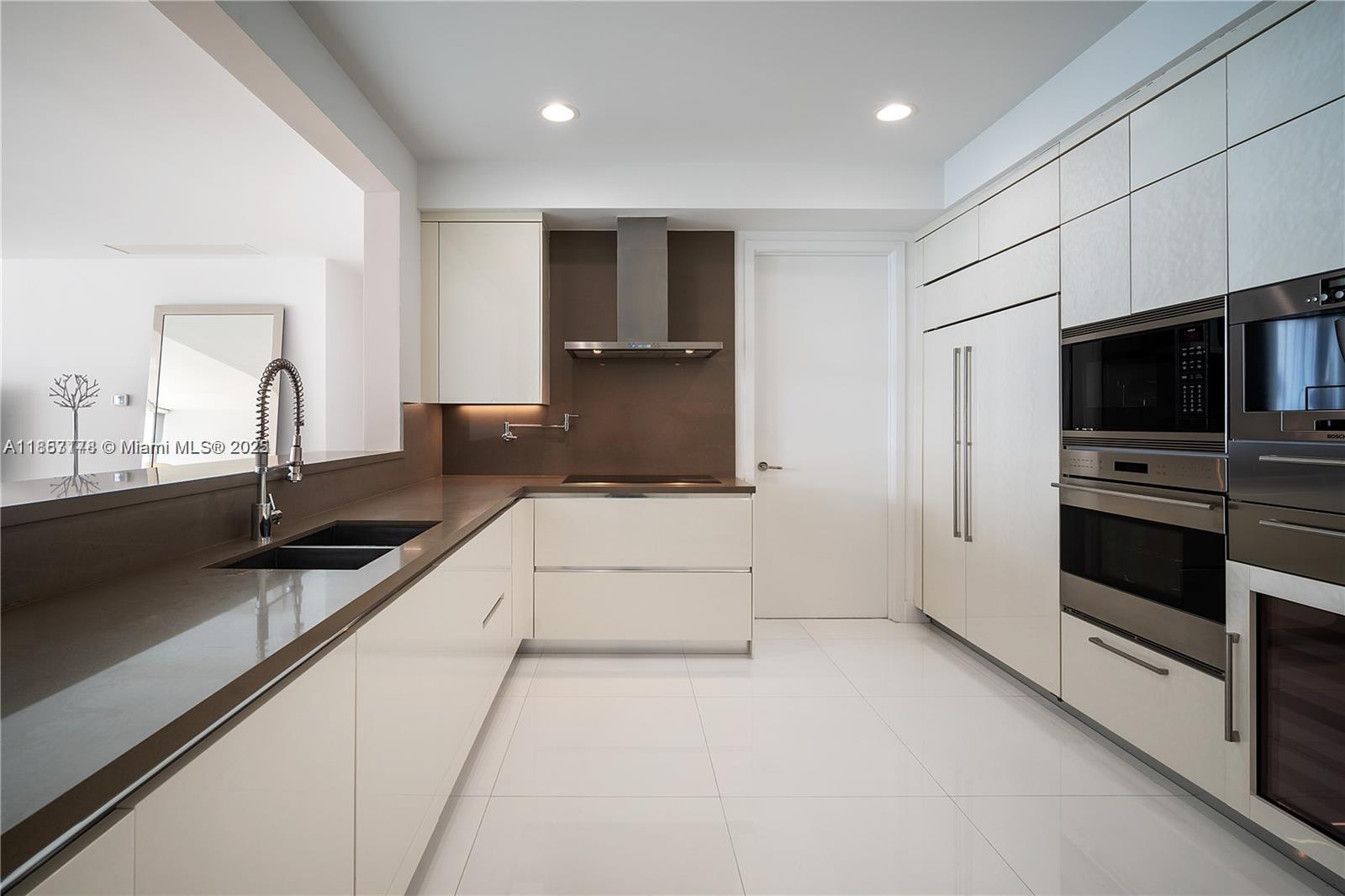 CHATEAU BEACH CONDO - Residential Lease