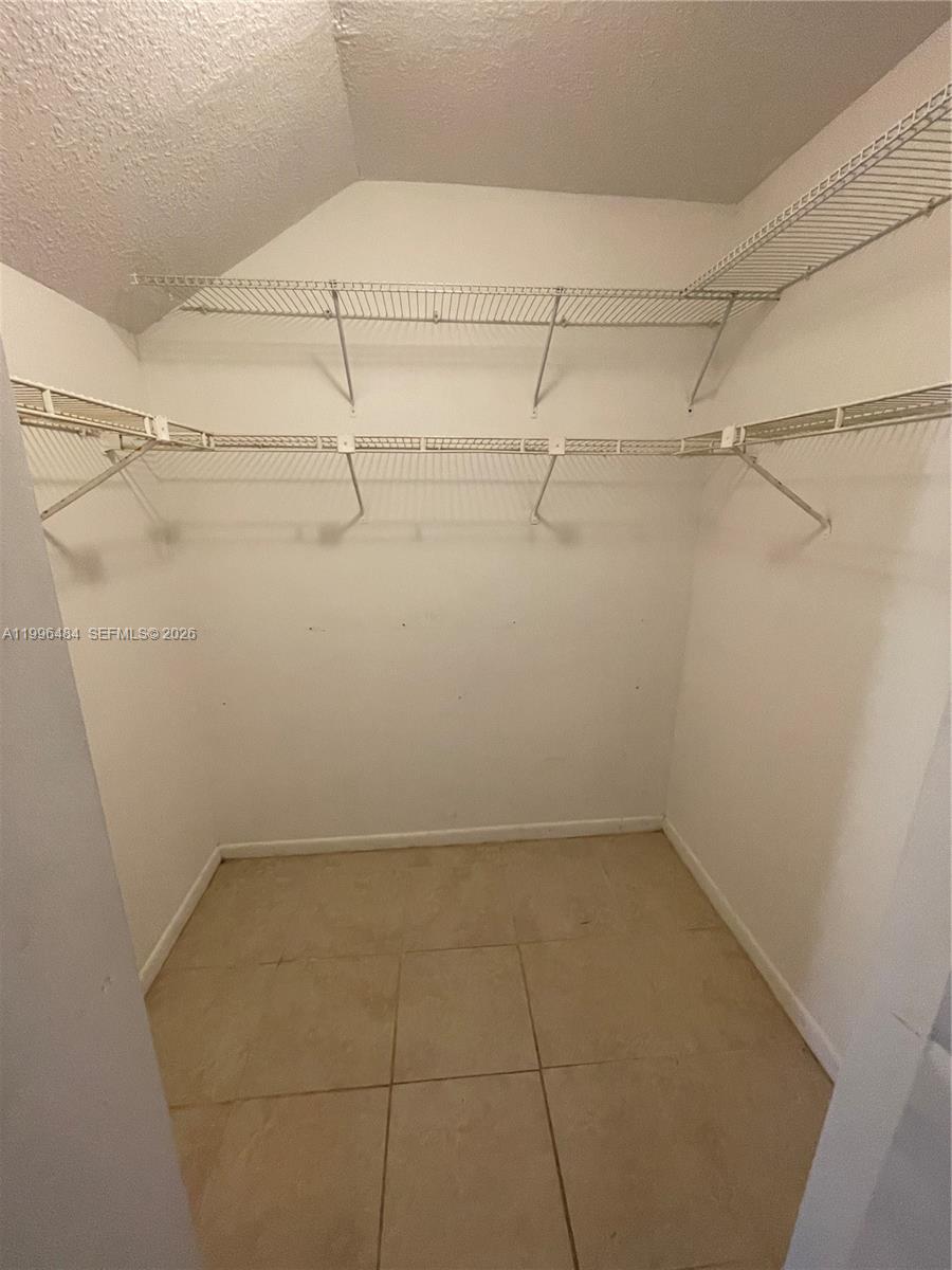 WATERVIEW CONDO - Residential Lease