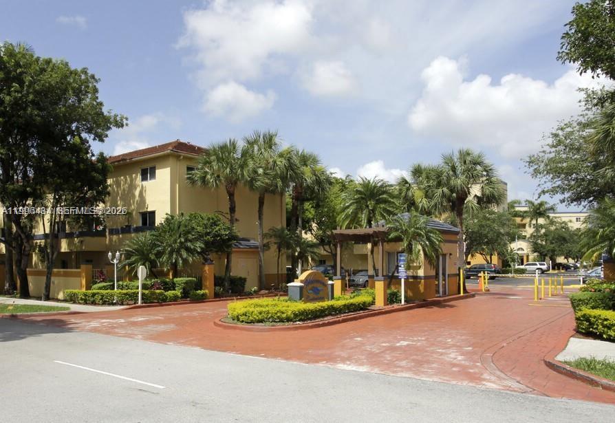 WATERVIEW CONDO - Residential Lease