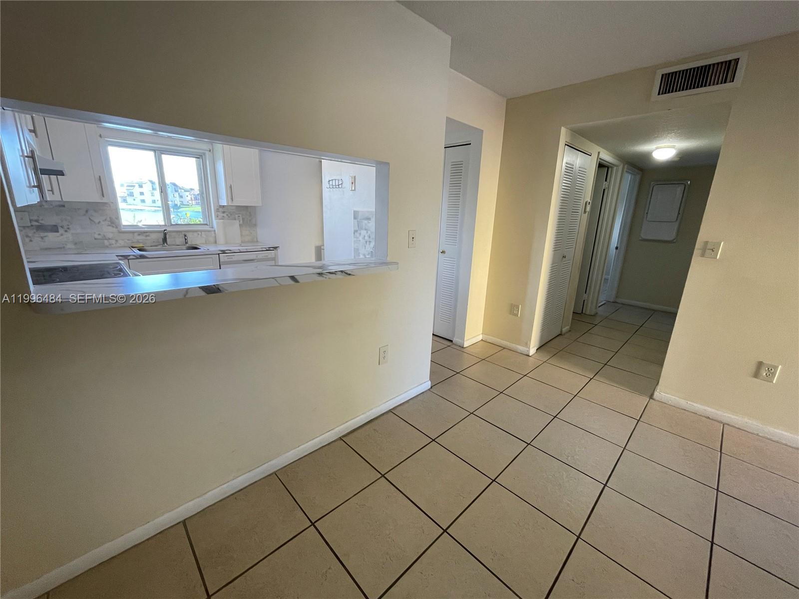 WATERVIEW CONDO - Residential Lease