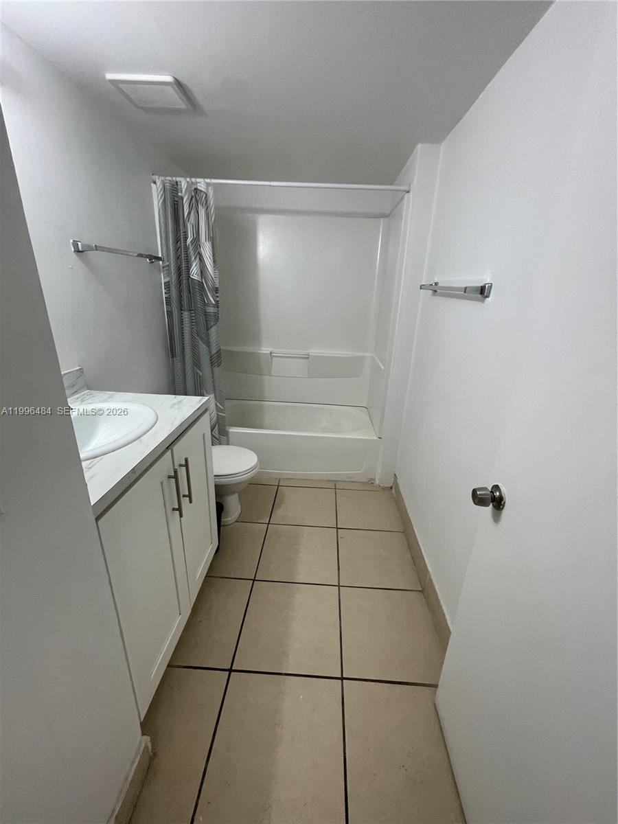 WATERVIEW CONDO - Residential Lease