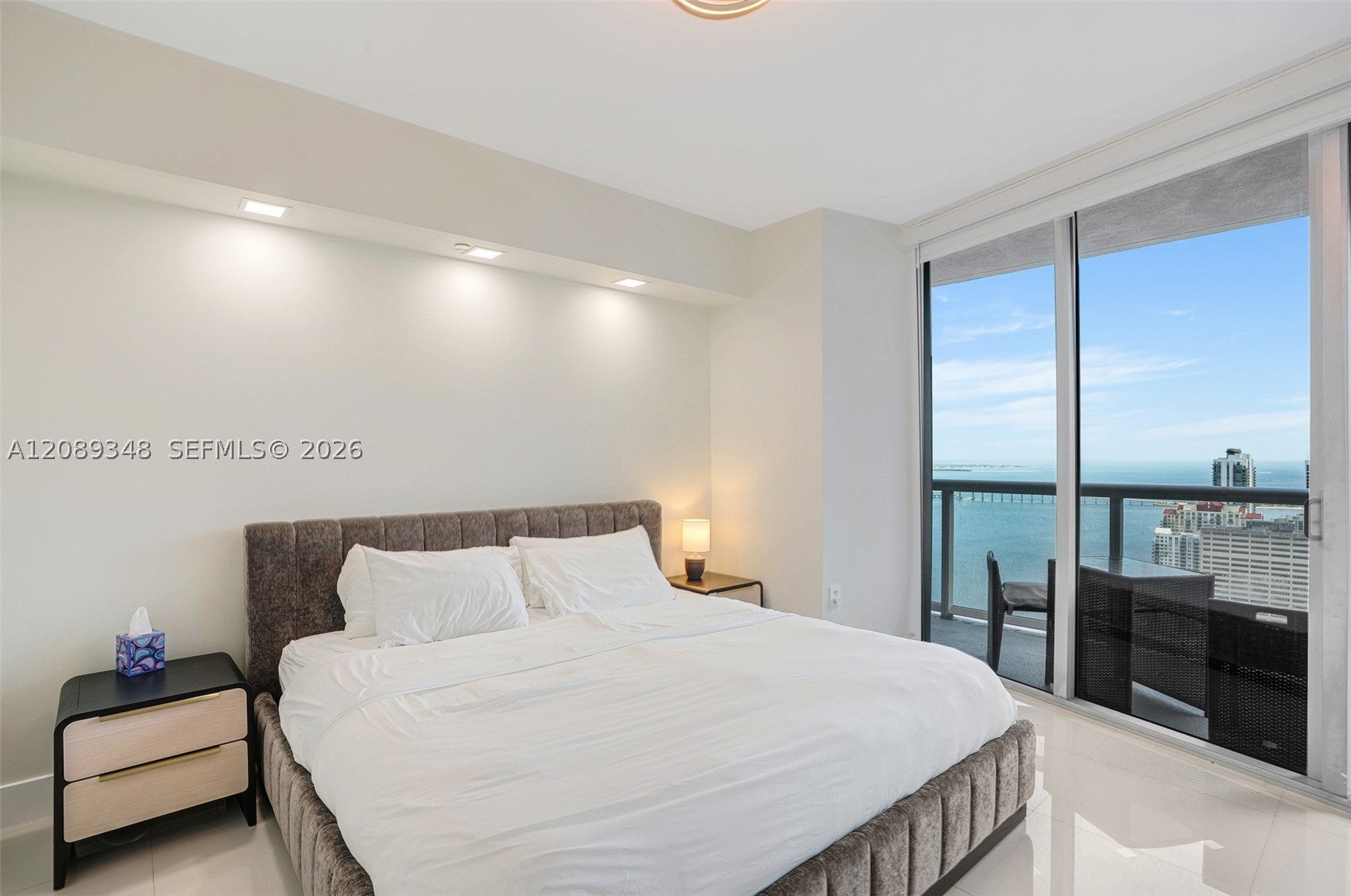 495 Brickell Ave 5005