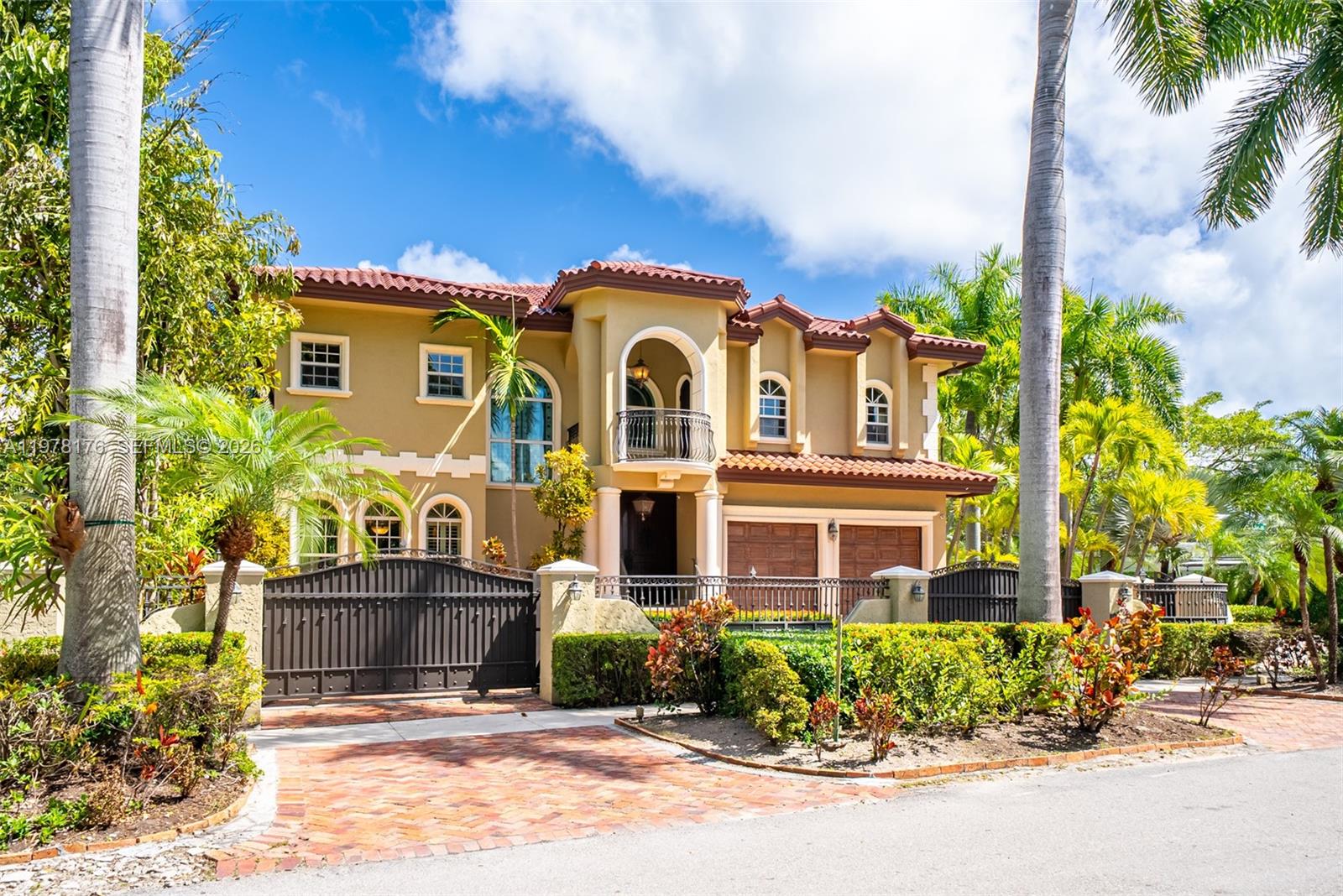 NAUTILUS SUB - Residential