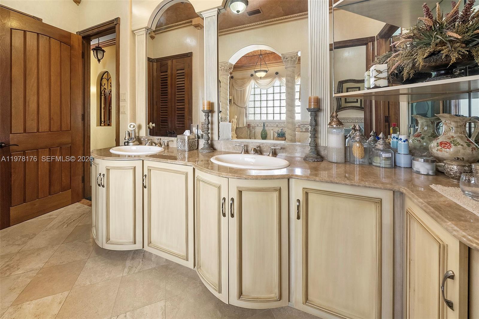 NAUTILUS SUB - Residential