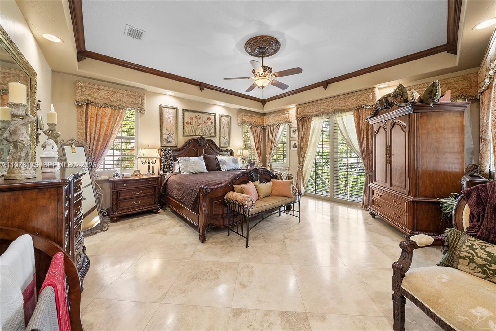 NAUTILUS SUB - Residential