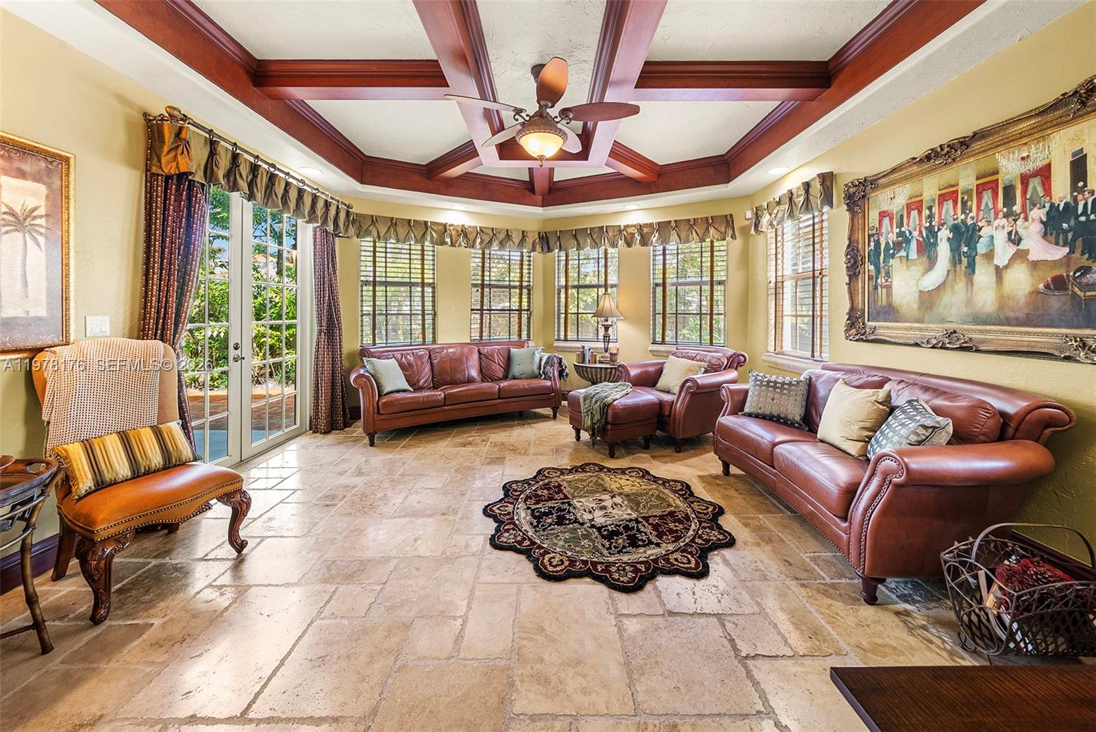 NAUTILUS SUB - Residential