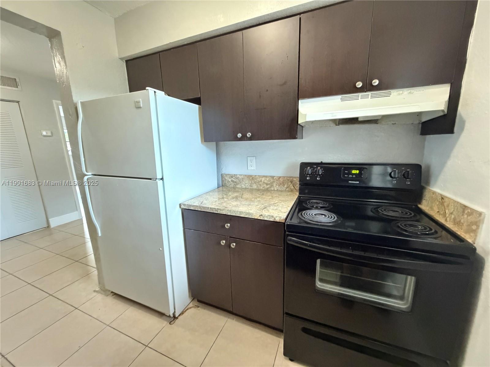 Mandalay Apartments - Residential Lease
