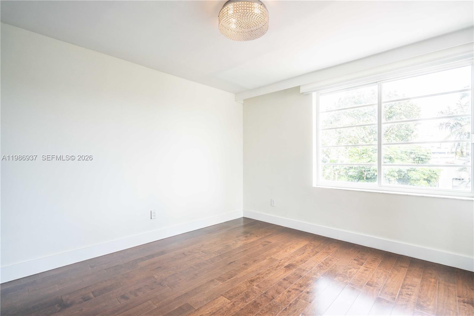 TOWER EAST INCORPORATED C - Residential Lease