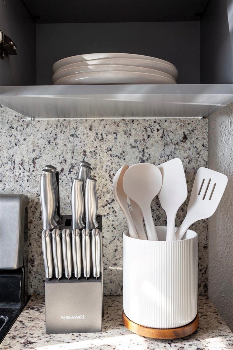 LAWRENCE ESTATE EAST ADDN - Residential Lease