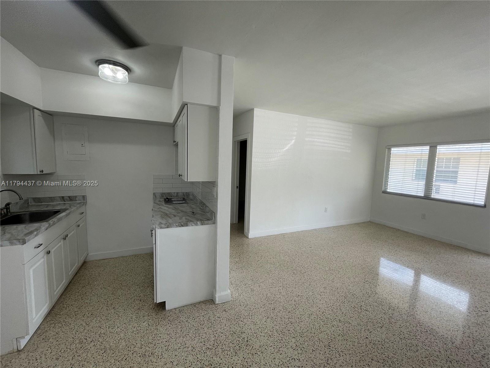 Rental Property at 940 Sw 4th Ave 1, Miami, Broward County, Florida - Bedrooms: 1 
Bathrooms: 1  - $1,800 MO.
