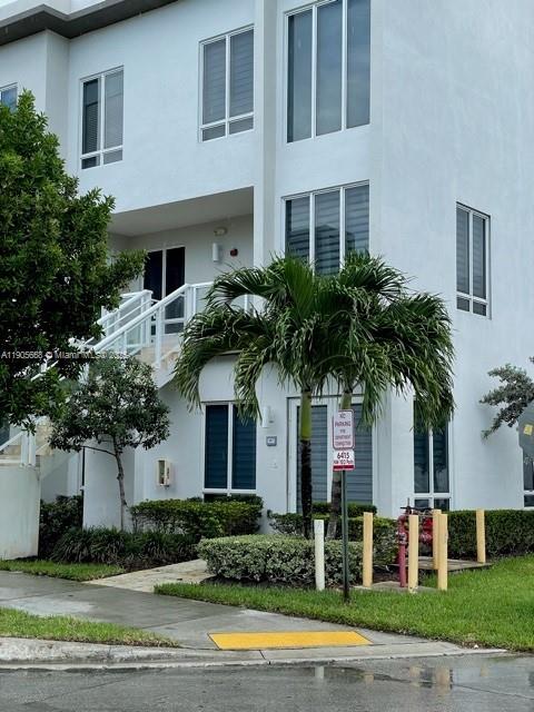 LANDMARK AT DORAL CONDO 2 - Residential Lease