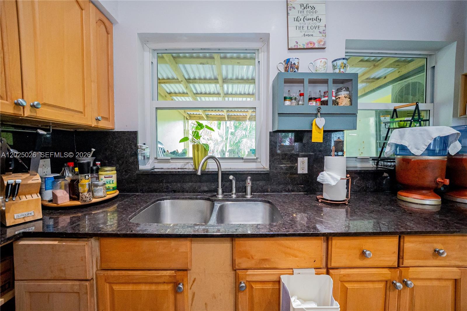 COUNTRY CLUB ESTATES SEC - Residential