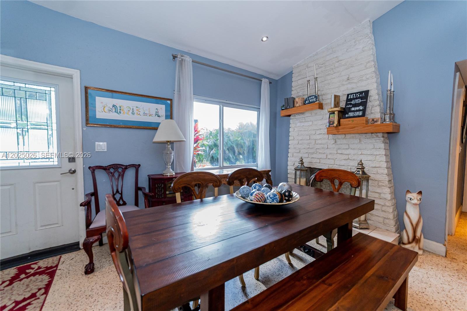 COUNTRY CLUB ESTATES SEC - Residential