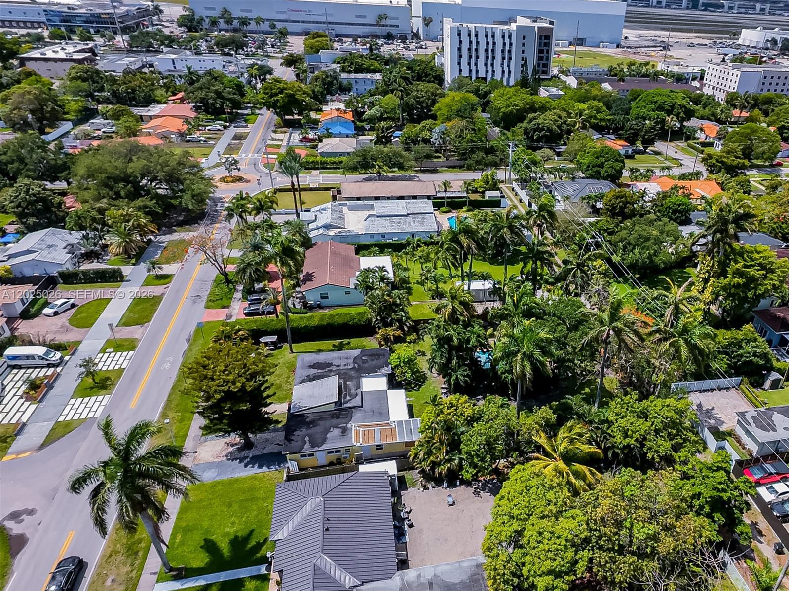 COUNTRY CLUB ESTATES SEC - Residential