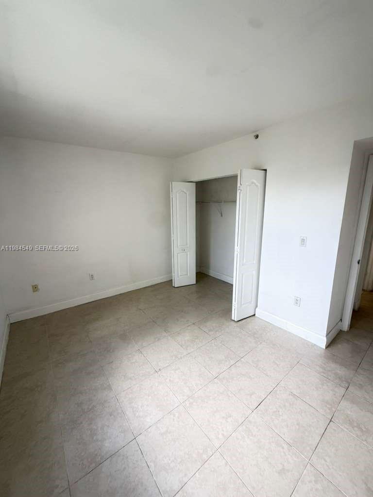 THE SHAMROCK CONDO - Residential Lease