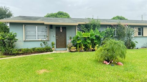 Photo of 1912 SW 97th Ter, Miramar, FL 33025 (MLS # A11843386)