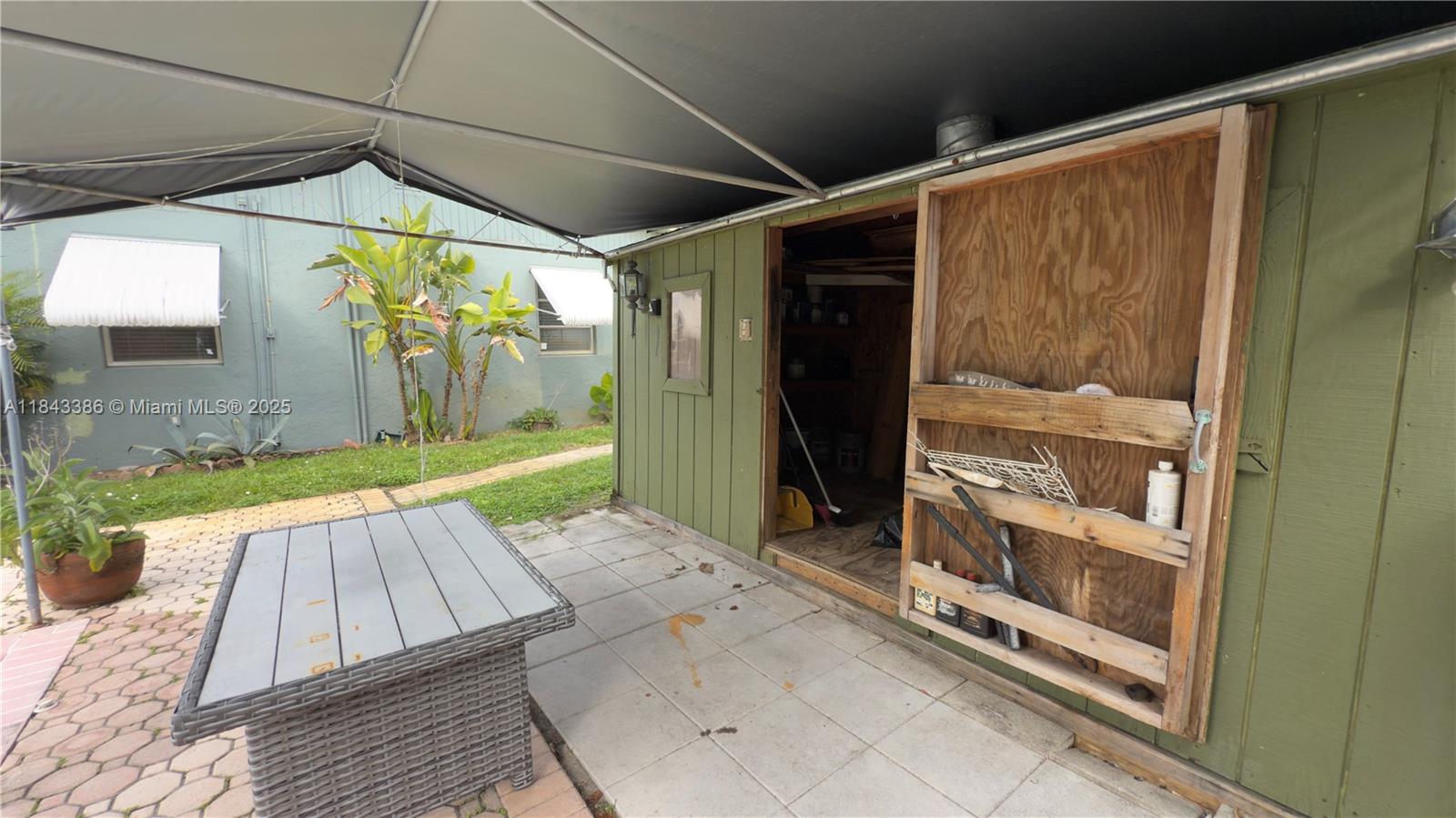 EVERGLADES SUGAR & LAND C - Residential