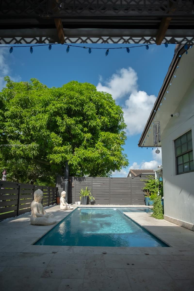 WEST MILLER HEIGHTS SEC 3 - Residential