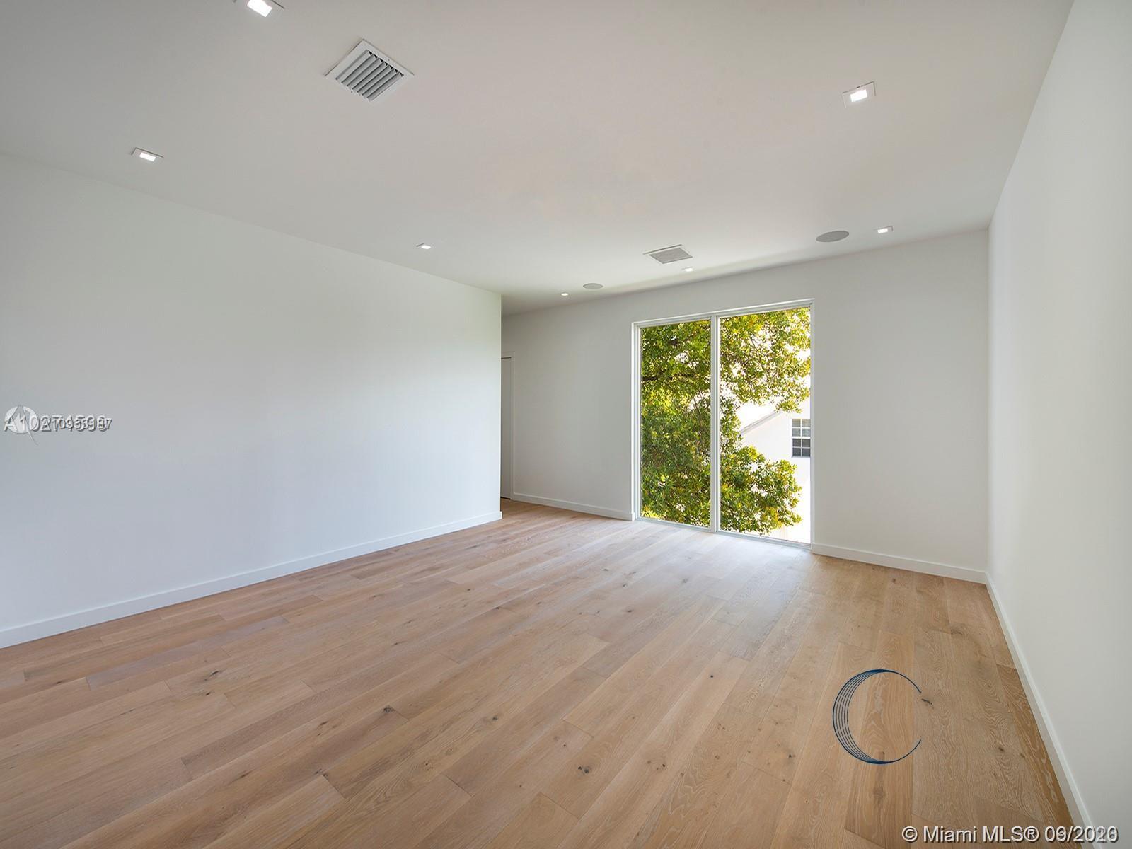 BAY POINT - Residential