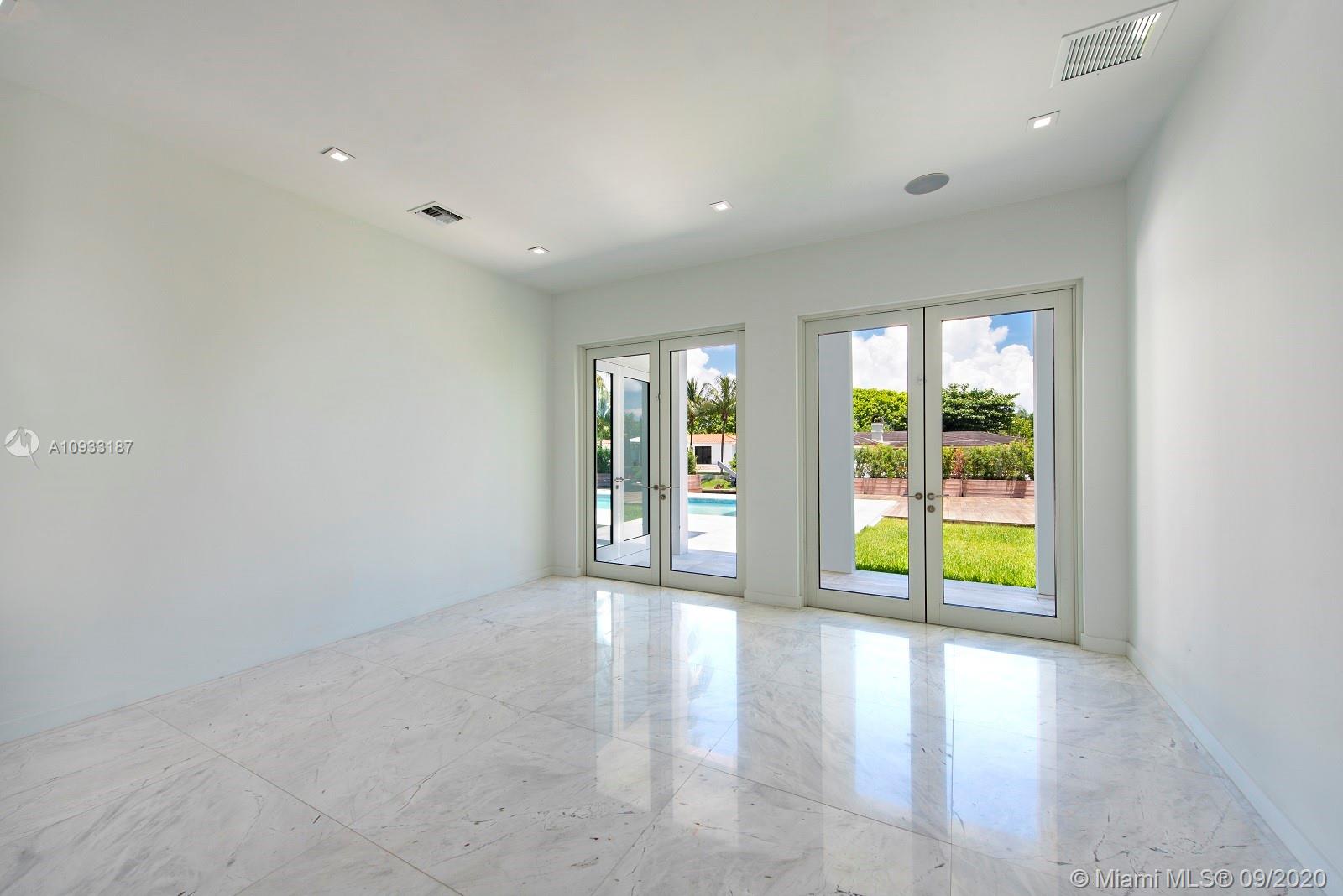 BAY POINT - Residential