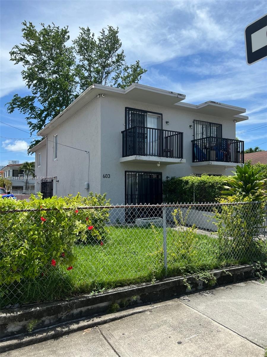 603 SW 11th Ave